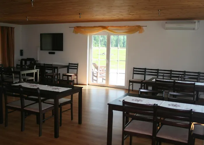 Gostinjska kuća Ponka 3*